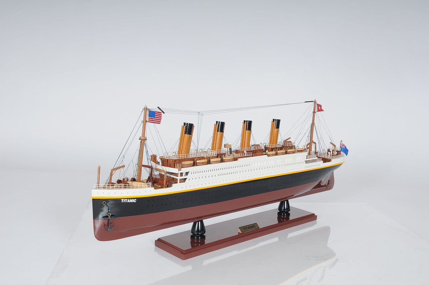 ALDO Hobbies & Creative Arts> Collectibles> Scale Model L: 32 W: 4 H: 13 Inches / NEW / Wood RMS Titanic Painted Medium With lights Passenger Ship Ocean Liner Wood Model Assembled