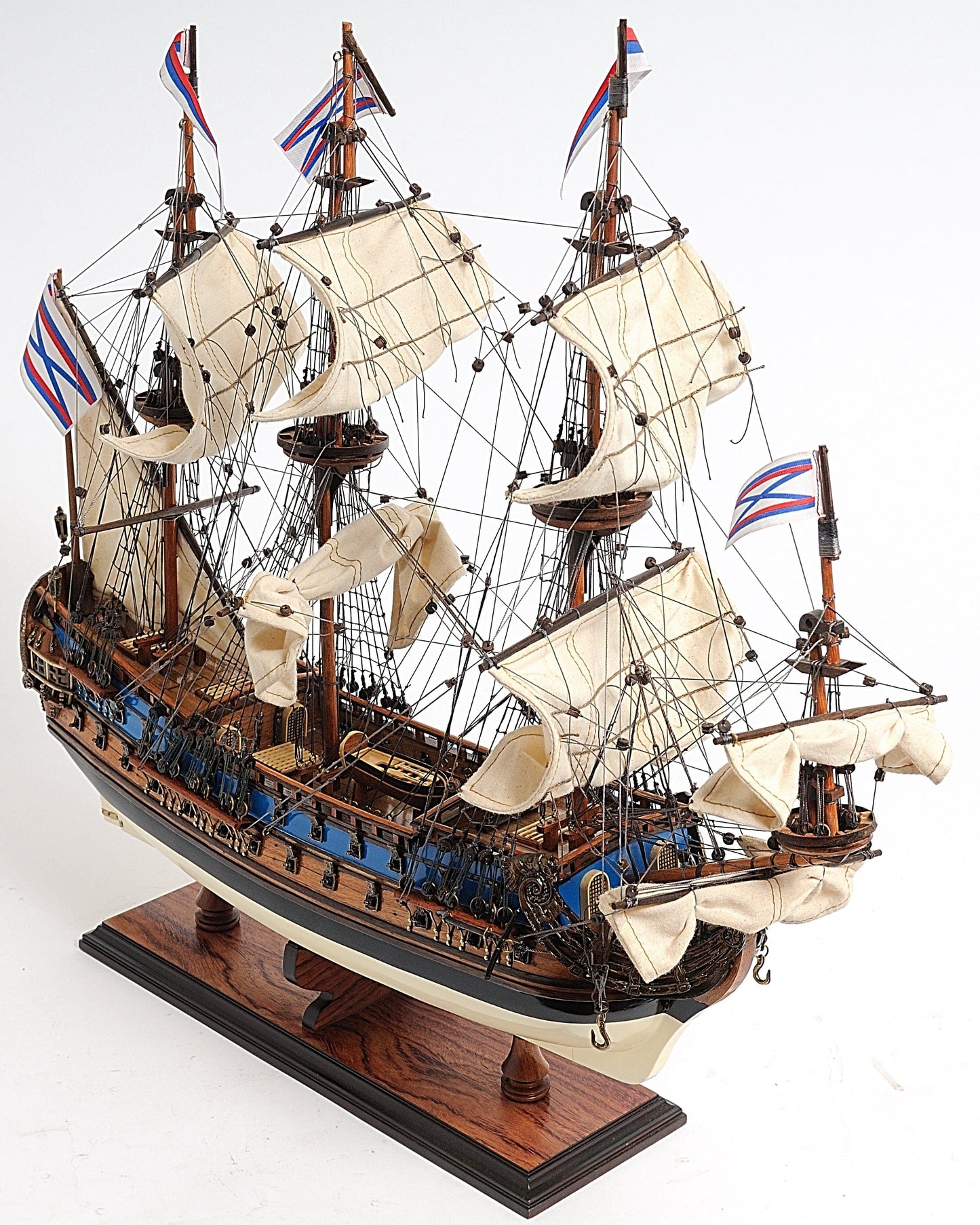 Aldo Hobbies & Creative Arts> Collectibles> Scale Model new / Wood / L: 22 W: 7.5 H: 21.5 Inches Peter the Great Flagship Tallship Providence of God Goto Predestination Excusive Edition Small Wood Model Sailboat Assembled