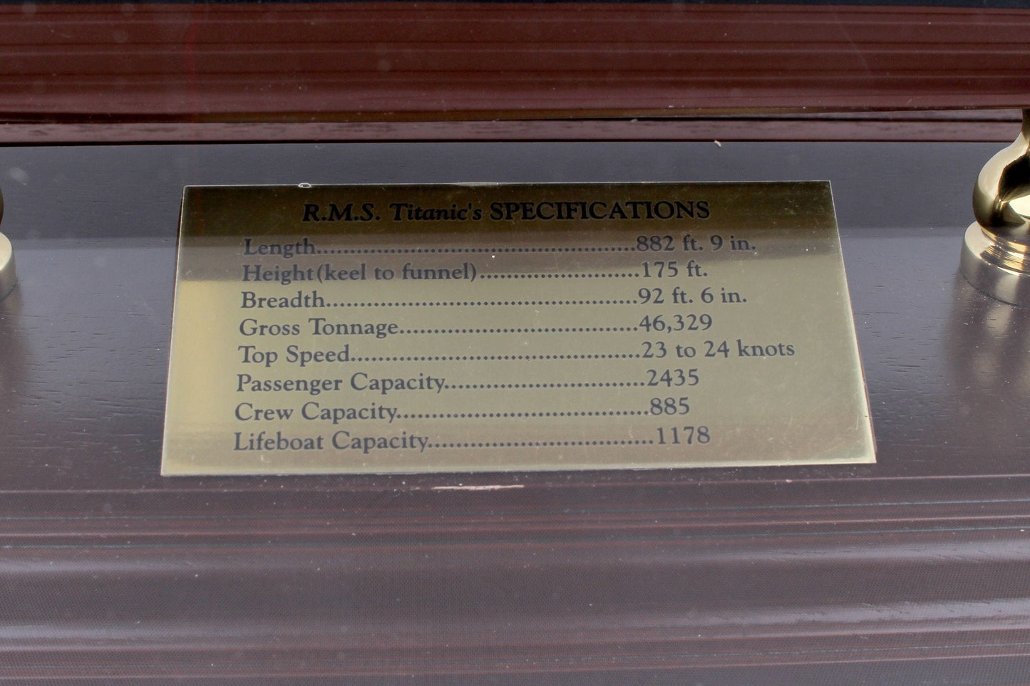 ALDO Hobbies & Creative Arts> Collectibles> Scale Model RMS Titanic medium Passenger Ship Ocean Liner Wood Model Assembled With Display Case and Real Artifact From the Ship