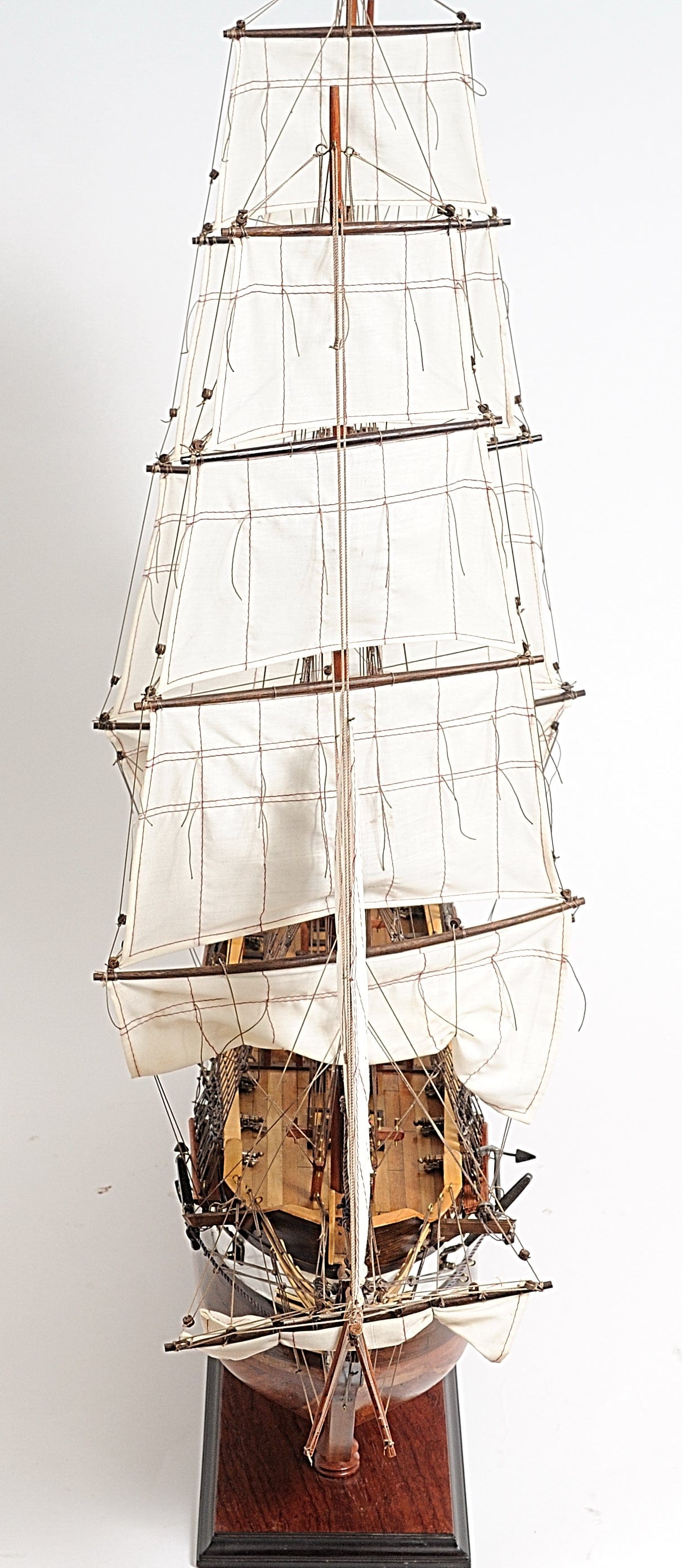 ALDO Hobbies & Creative Arts> Collectibles> Scale Model United States Navy USS Constellation Tall Ship Xtra Large Wood Model Sailboat Assembled