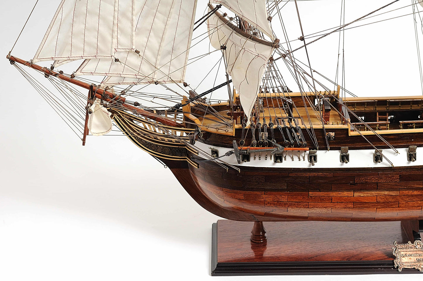 ALDO Hobbies & Creative Arts> Collectibles> Scale Model United States Navy USS Constellation Tall Ship Xtra Large Wood Model Sailboat Assembled