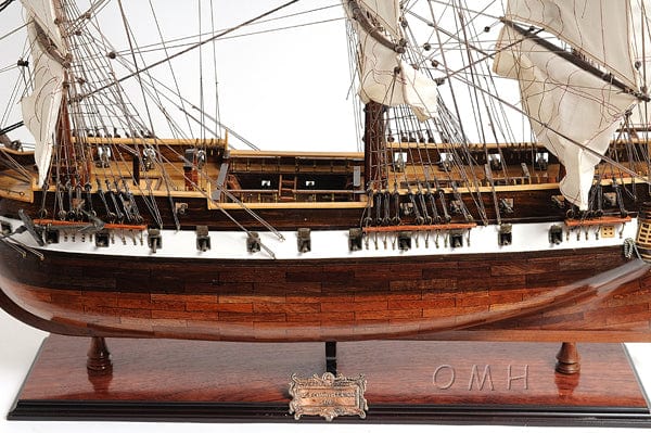 ALDO Hobbies & Creative Arts> Collectibles> Scale Model United States Navy USS Constellation Tall Ship Xtra Large Wood Model Sailboat Assembled