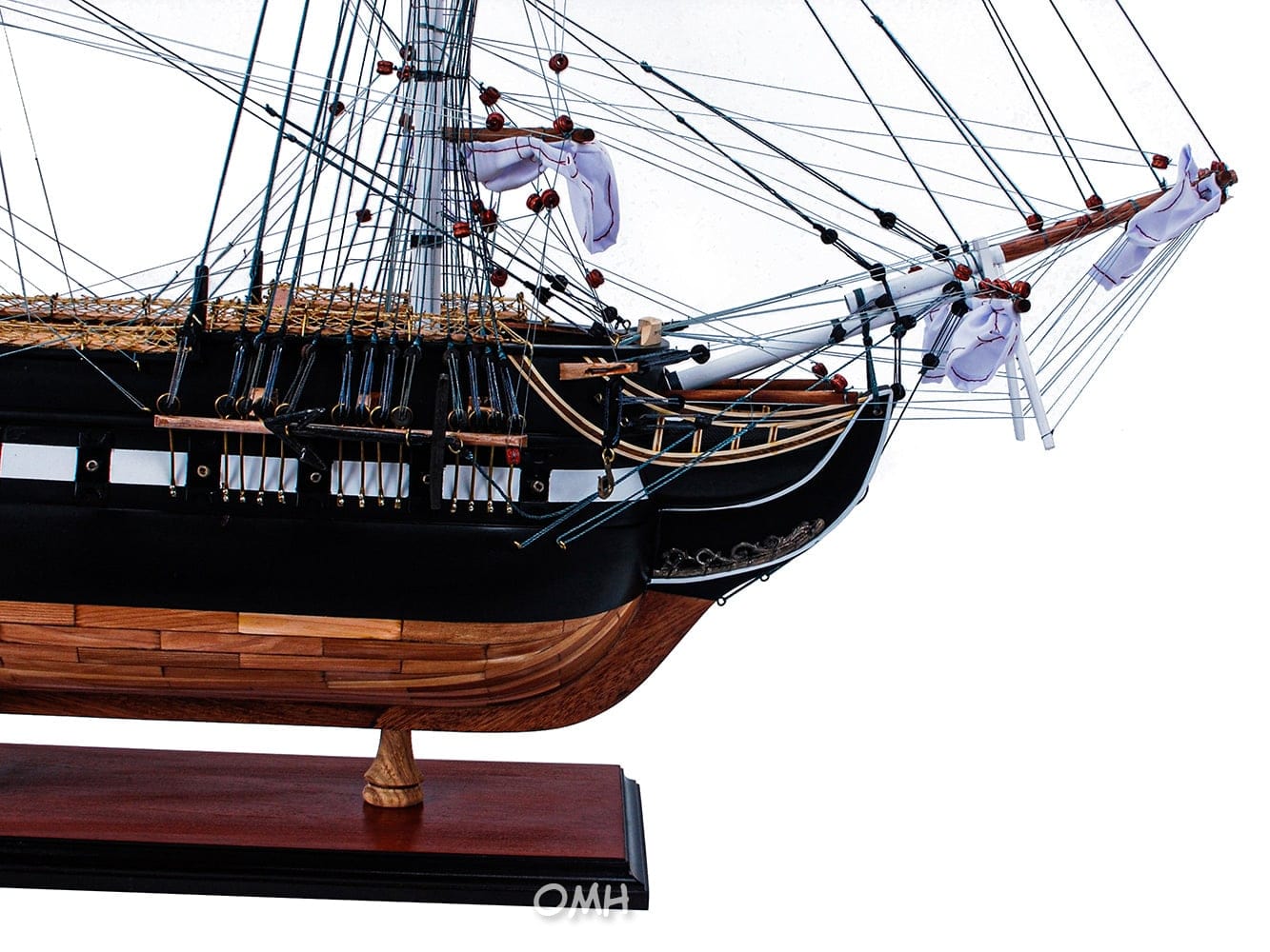 ALDO Hobbies & Creative Arts> Collectibles> Scale Model USS Constellation Three-Mast Frigate Tall Ship Large Wood Model Sailboat Assembled