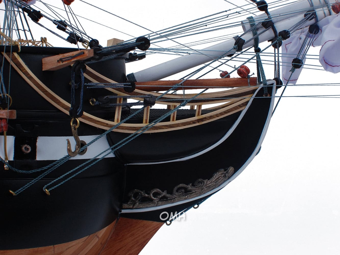 ALDO Hobbies & Creative Arts> Collectibles> Scale Model USS Constellation Three-Mast Frigate Tall Ship Large Wood Model Sailboat Assembled