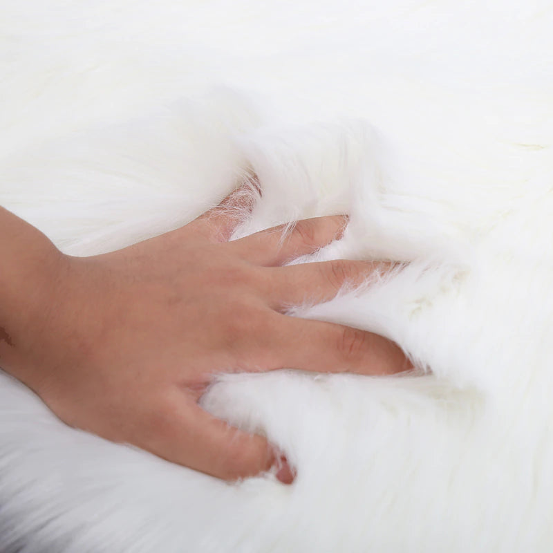 ALDO Home & Kitchen>Area Rugs>Carpet Luxury Super Soft Faux Sheepskin Fur White Area Rugs for Bedside Floor Mat Plush Sofa Cover Seat Pad for Bedroom