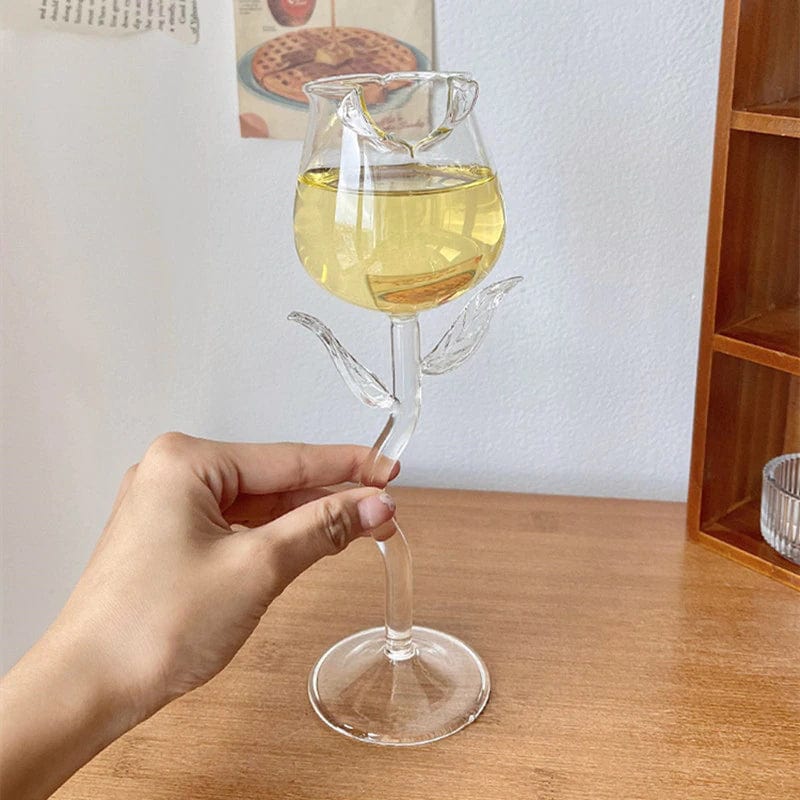 ALDO Kitchen & Dining > Tableware > Drinkware Rose Shape Glass / Lead free Crystal / 22.5 cm toll x 7 cm width Rose Shape Fun Glass for Martini, Cocktails, Champagne Party and Home Bar