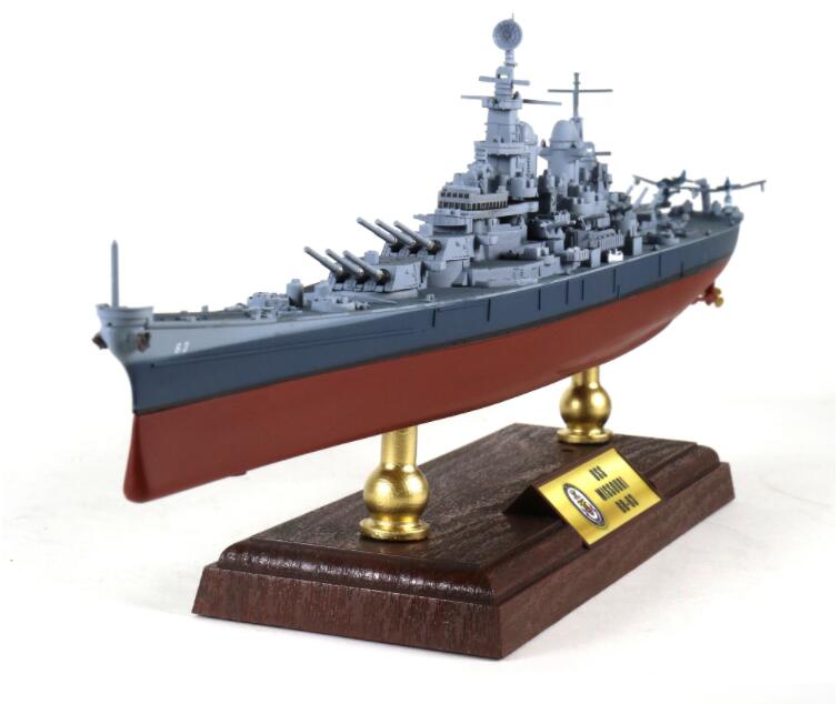 ALDO Creative Arts Collectibles Scale Model 16"Long  x 3"Wide / NEW / diecast metal US Navy Battleship Missouri BB-63 Desk Display WWII Ship Large Diecast Model