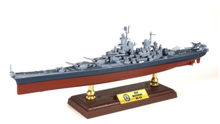 ALDO Creative Arts Collectibles Scale Model 16"Long  x 3"Wide / NEW / diecast metal US Navy Battleship Missouri BB-63 Desk Display WWII Ship Large Diecast Model