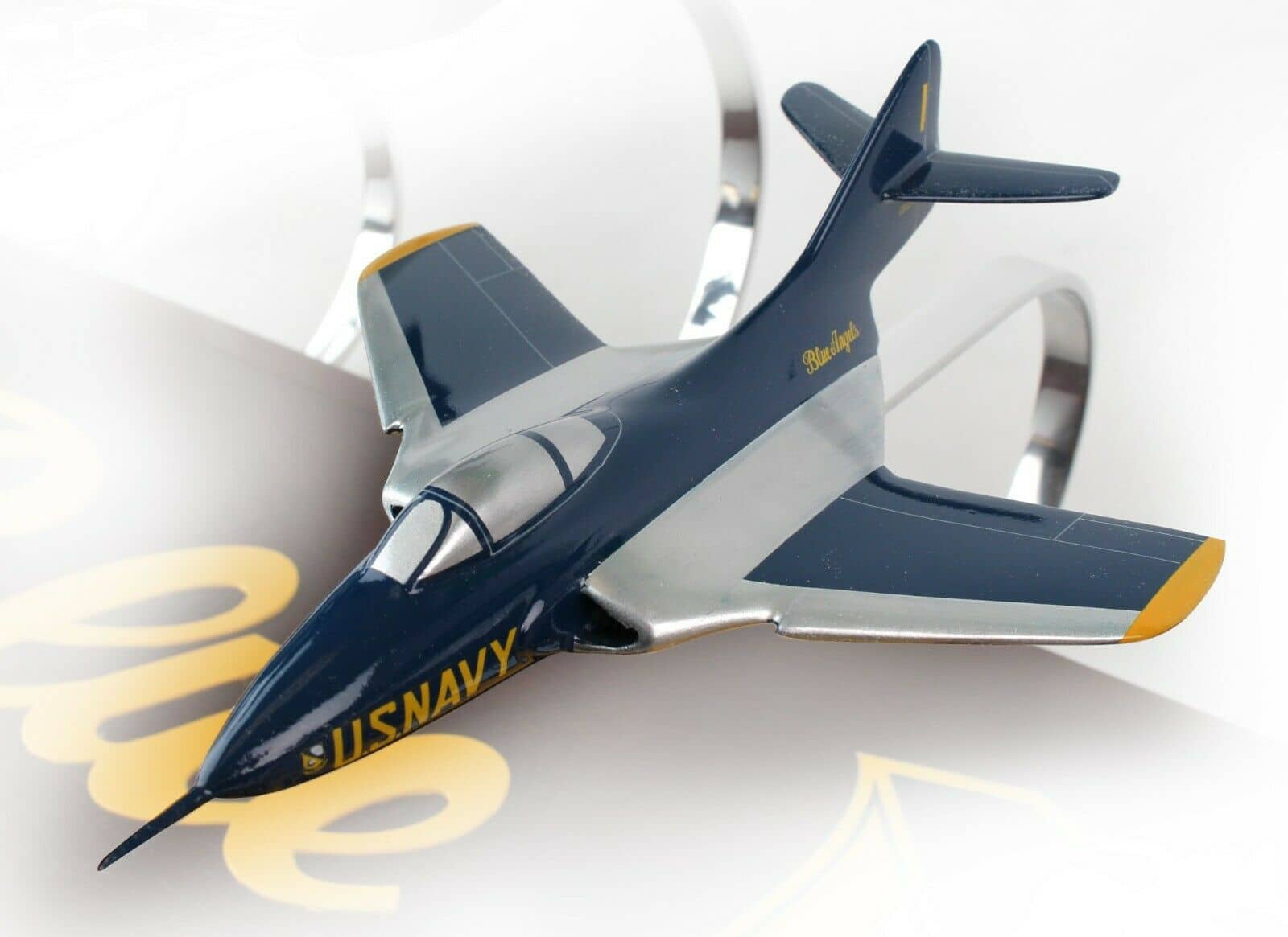 ALDO Creative Arts Collectibles Scale Model 36.00" x 13.00" x 13.00" / NEW / wood Airplane USAF  Blue Angels Flight Demonstration Squadron Wood Model 8 Planes Set Collection