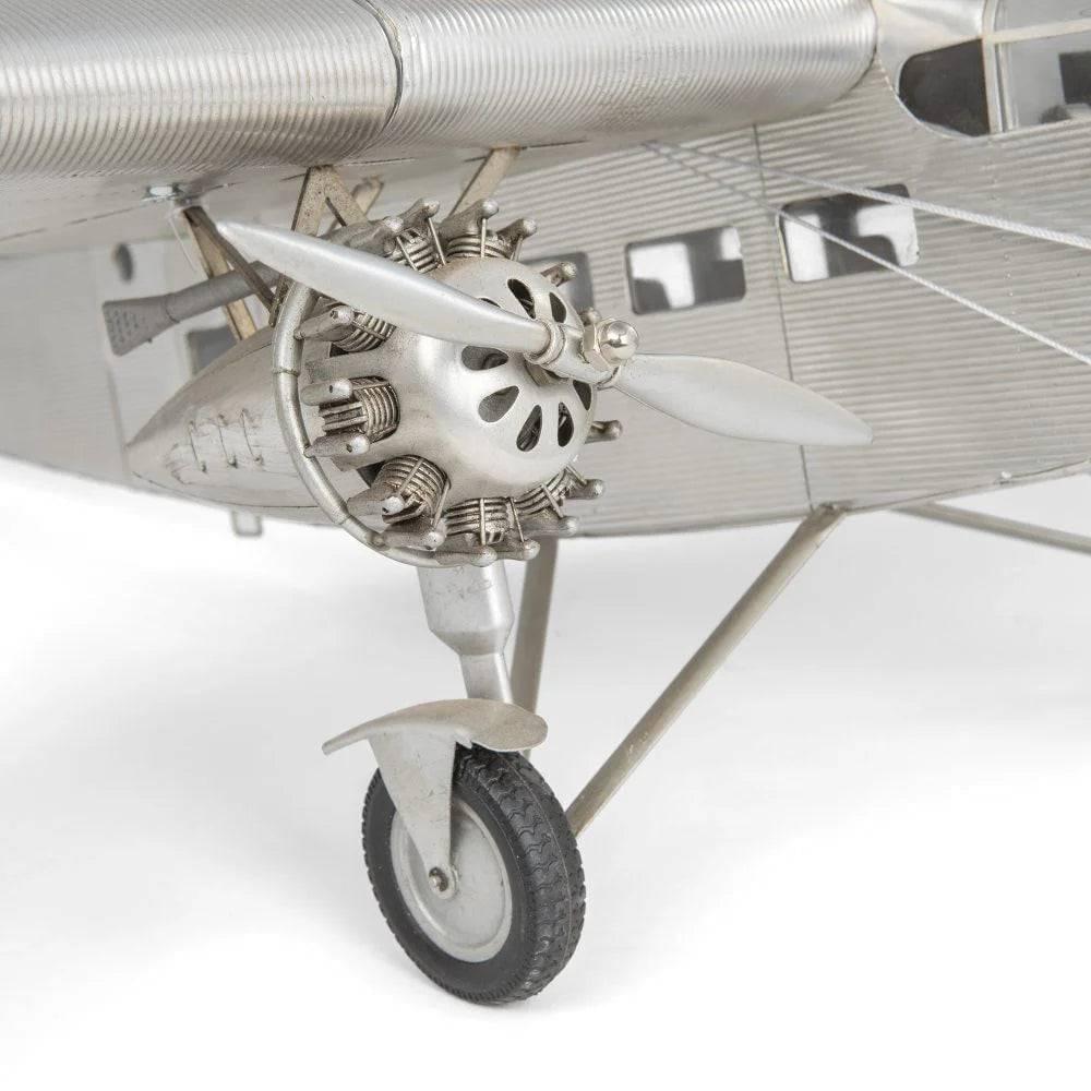 ALDO Creative Arts Collectibles Scale Model Airplane Ford Trimotor Junkers JU-52  Deck Top Aluminum Model