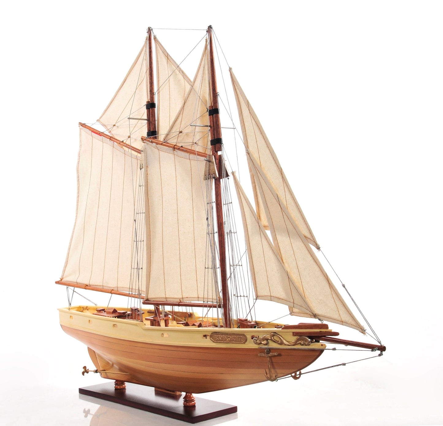 ALDO Creative Arts Collectibles Scale Model Bluenose II  Racing Yacht  Sailboat Small Wood Model Assembled