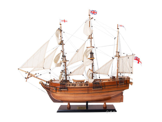 ALDO Creative Arts Collectibles Scale Model L: 32 W: 9 H: 29 Inches / NEW / wood RRS Discovery British National Antarctic Expedition Barque-Rigged Auxiliary Steamship  Exclusive Edition Sailboat Wood Model Assembled