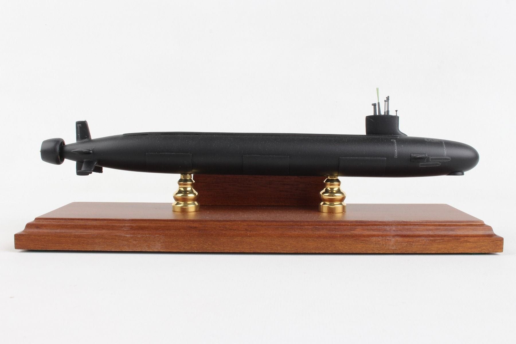 ALDO Creative Arts Collectibles Scale Model Length is 12 3/4" and beam is 1 3/4". Scale 1/350 / NEW / wood and resin US Navy SSN Virginia Class Submarine  Medium Model Assembled