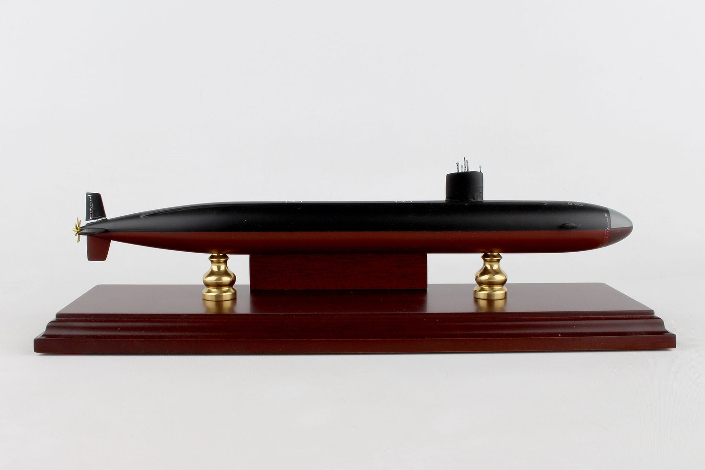 ALDO Creative Arts Collectibles Scale Model Length is 12" and beam is 1" / NEW / wod US Navy SSN Los Angeles Class  Nuclear-Powered Fast Attack Submarine  Model Assembled