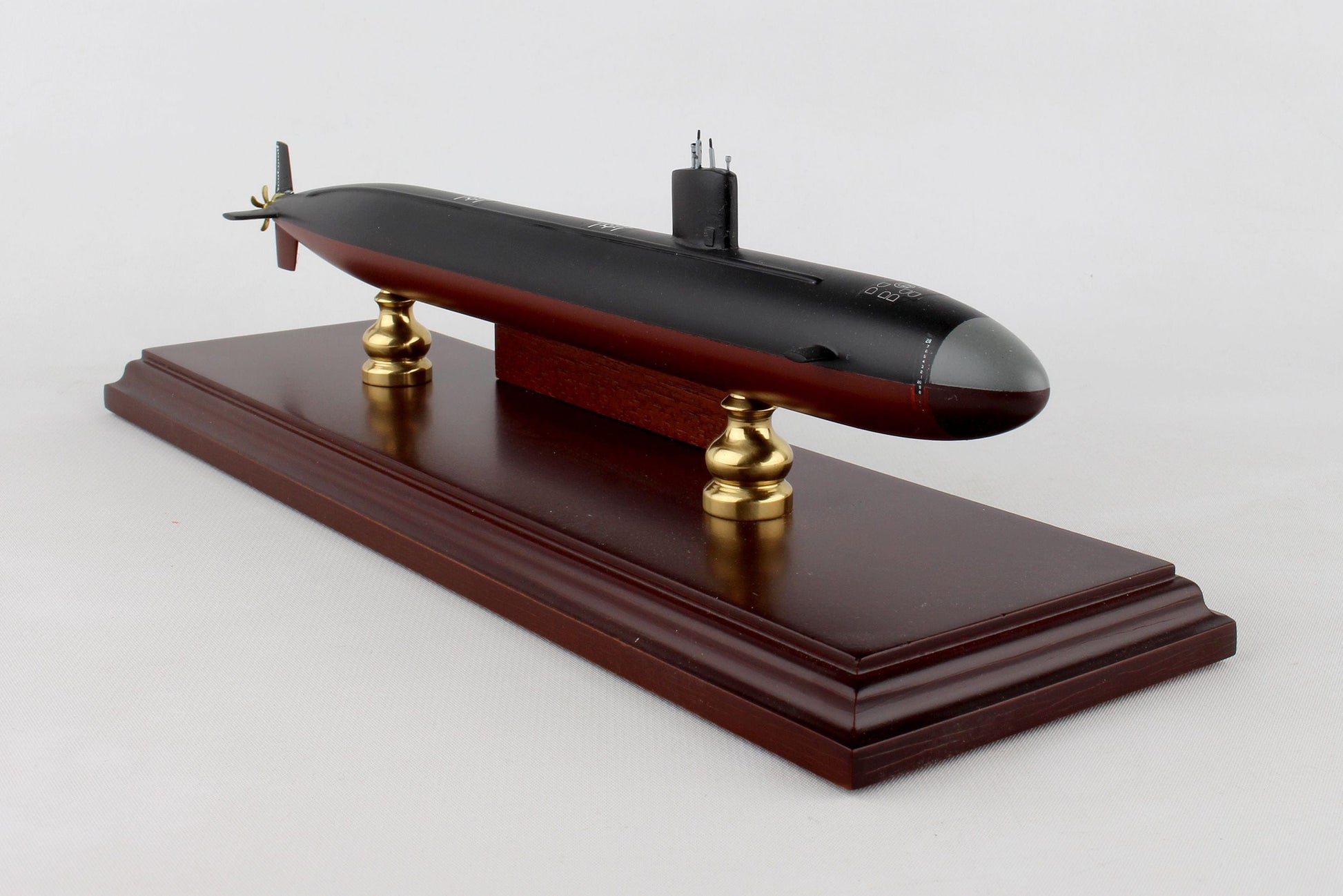 ALDO Creative Arts Collectibles Scale Model Length is 12" and beam is 1" / NEW / wod US Navy SSN Los Angeles Class  Nuclear-Powered Fast Attack Submarine  Model Assembled