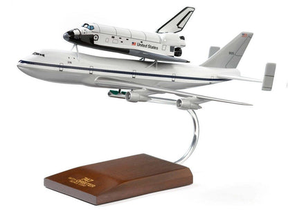 ALDO Creative Arts Collectibles Scale Model Length is 14" and wingspan is 12" / NEW / ABC NASA Airplane Boeing 747 With Space Orbiter Shuttle Discovery  Model Aircraft