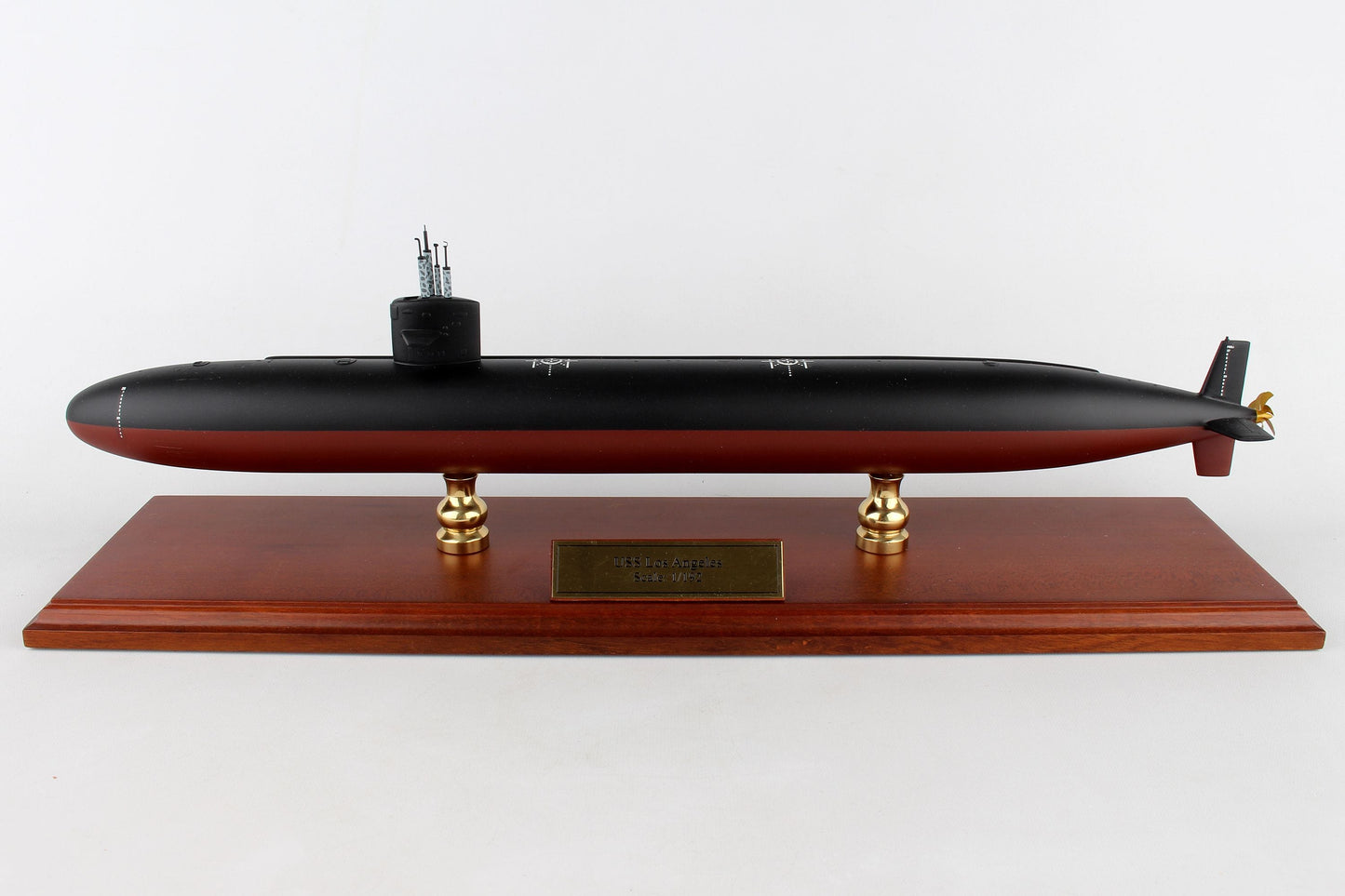 ALDO Creative Arts Collectibles Scale Model Length is 22" and beam is 2". Scale :1/192 / NEW / wod US Navy SSN Los Angeles Class  Nuclear-Powered Fast Attack Submarine  Model Assembled
