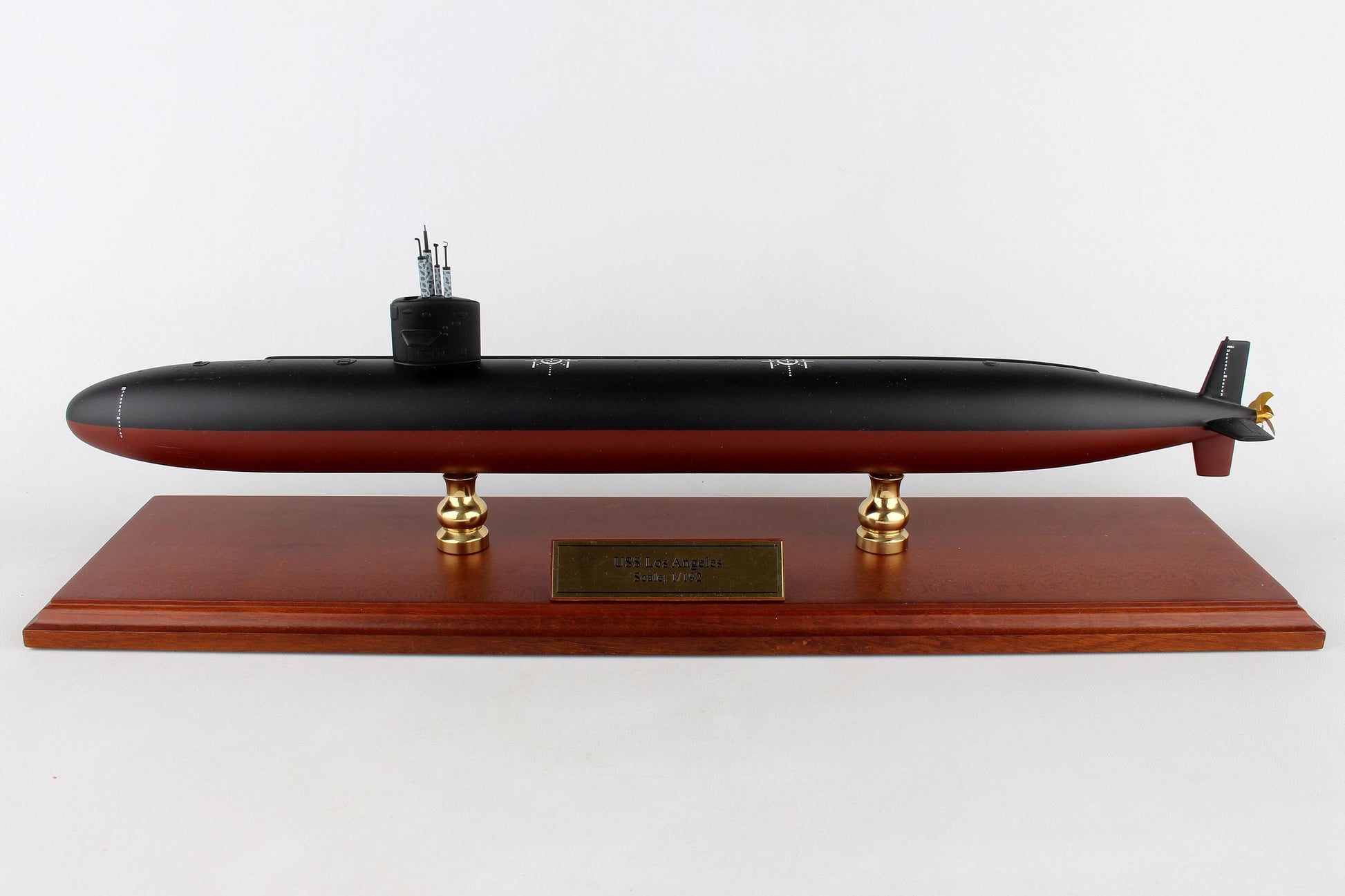 ALDO Creative Arts Collectibles Scale Model Length is 22" and beam is 2". Scale :1/192 / NEW / wod US Navy SSN Los Angeles Class  Nuclear-Powered Fast Attack Submarine  Model Assembled