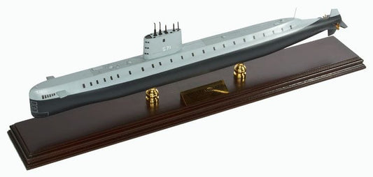 ALDO Creative Arts> Collectibles Scale Model Length is 25.50" and beam is 2.25".  Scale 1/150 / NEW / wood US Navy USS Nautilus Class World's First Operational Nuclear-Powered  Submarine  SSN 571 Model Assembled