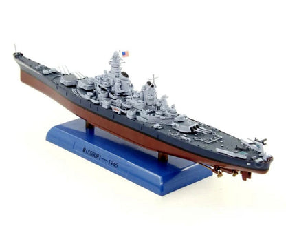 ALDO Creative Arts Collectibles Scale Model USN Battleship Missouri BB-63 Desk Display WWII Ship Diecast Large Model With Display Assy