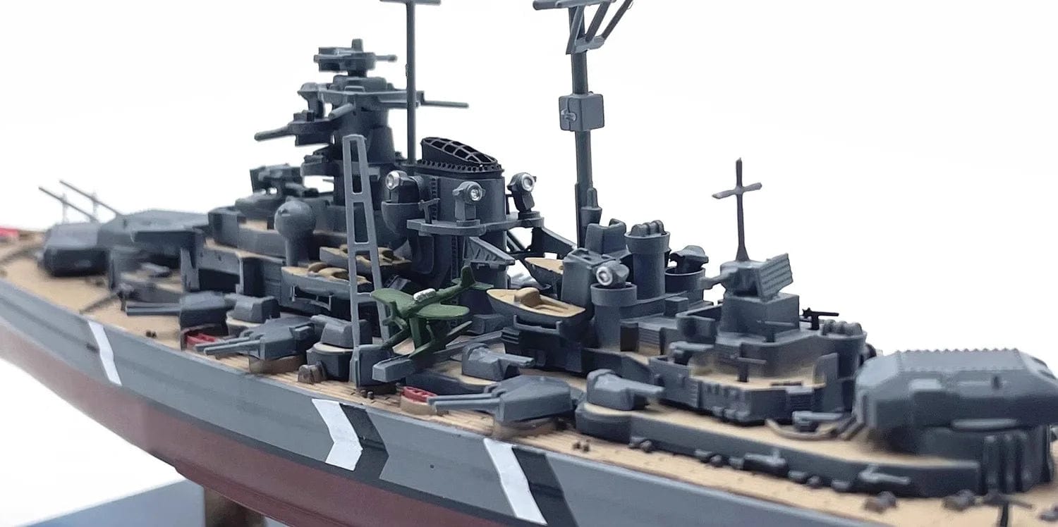 ALDO Creative Arts Collectibles> Scale Model World War II German Flagship Bismarck Military Battleship Alloy  Model Assembled