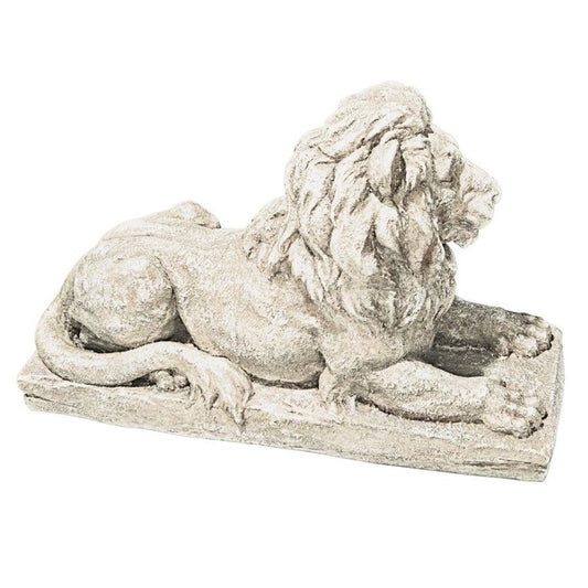 ALDO Décor>Artwork>Sculptures & Statues 27"Wx10"Dx16.5"H / NEW / Resin Lion Sentinel  Lyndhurst Castle Gates Garden Sculptures