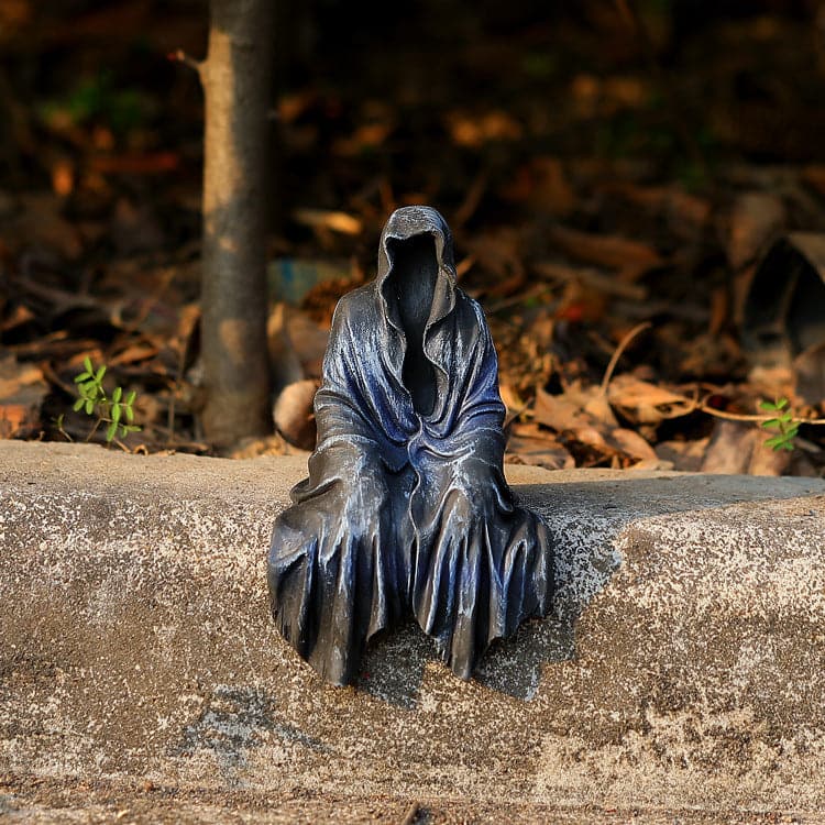 ALDO Décor>Artwork>Sculptures & Statues 5.5"Wx4"Dx11.5"H / NEW / resin Lord of Mysteries In Black Ornament Thriller Black Robe Gothic Halloween Sculpture