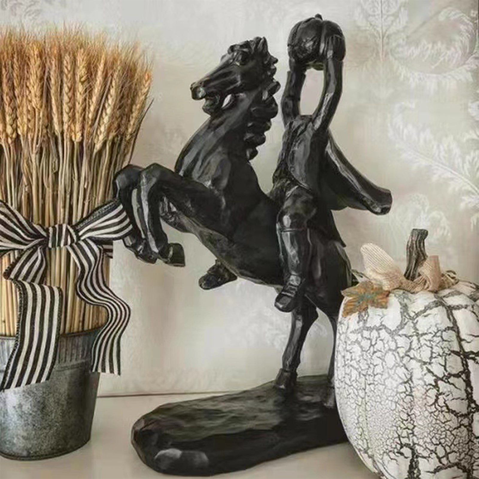 ALDO Décor>Artwork>Sculptures & Statues 8.25×4.74×3.56inch / NEW / resin Headless Horseman Halloween  Statue