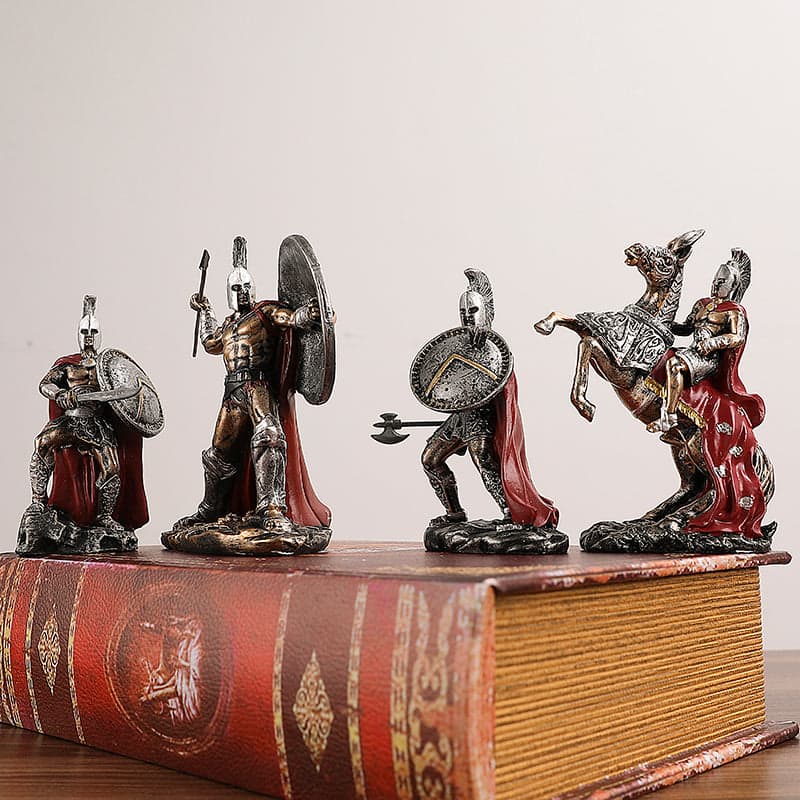 ALDO Décor>Artwork>Sculptures & Statues Size: 5" X 5.5" Inches / NEW / resin Roman Spartan Warriors Statues Set of Four
