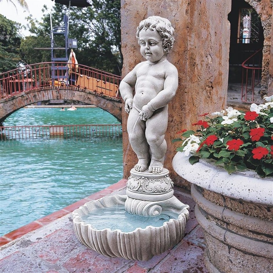 ALDO Decor > Fountains & Ponds Peeing Boy of Brussels Sculptural Garden Fountain With Pump