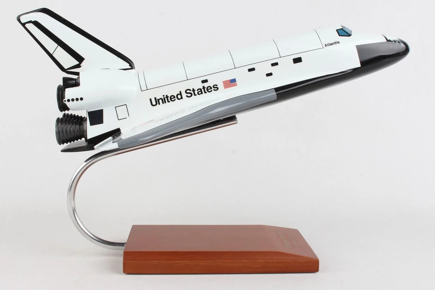 ALDO Hobbies & Creative Arts> Collectibles> Scale Model 10"(L) X 6 1/4" (Wingspan). / NEW / wood NASA Space Shuttle Atlantis Orbiter Wood Model Space Craft