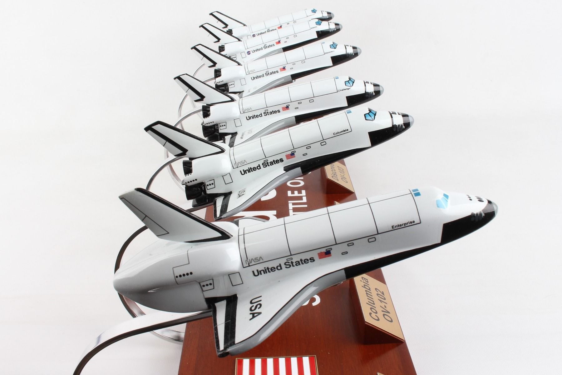ALDO Hobbies & Creative Arts> Collectibles> Scale Model 7.00" long x 4.50" wide Each / NEW / wood NASA US Space Shuttles Orbiters Collection Enterprise, Columbia, Challenger, Discovery, Atlantis, and Endeavour Wood Models Collection