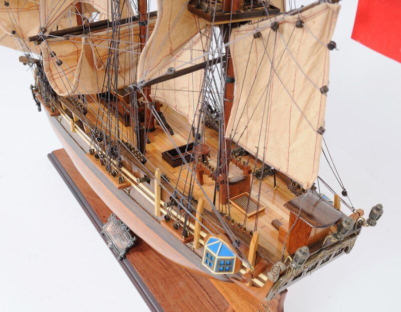 ALDO Hobbies & Creative Arts> Collectibles> Scale Model HMS Bounty Tall Ship Large Wood Model Sailboat Assembled