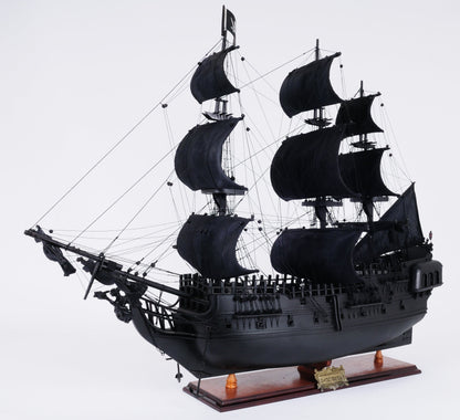 ALDO Hobbies & Creative Arts> Collectibles> Scale Model L: 40 W: 13.75 H: 39.25 Inches / NEW / Wood Black Pearl Pirates of The Caribbean Medium Tall Ship Wood Model Sailboat With Table Top Display Case Assembled
