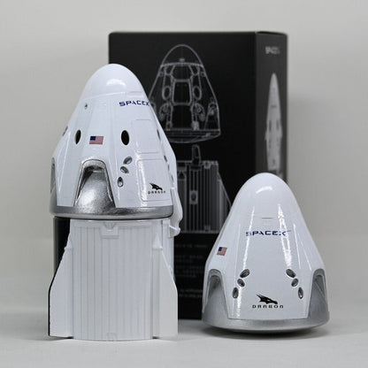 ALDO > Hobbies & Creative Arts> Collectibles> Scale Model NASA Space  X Model Starship Rocket Dragon Astronaut Crew Madual Spacecraft Model Desk Top Display