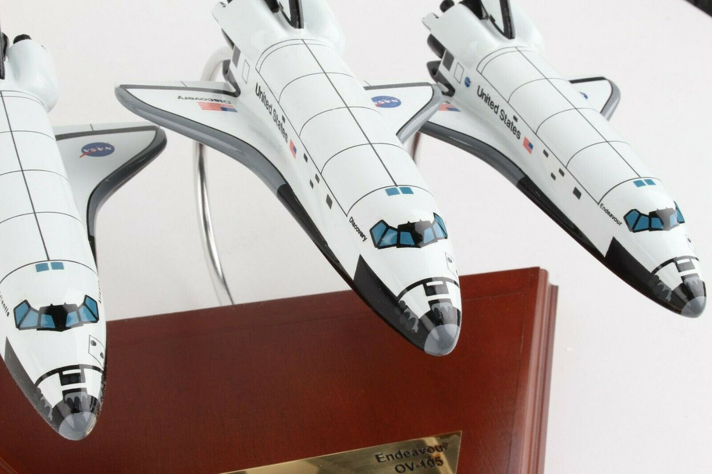 ALDO Hobbies & Creative Arts> Collectibles> Scale Model NASA US Space Shuttles Orbiters Atlantis, Endeavour and Discovery Wood Models Collection
