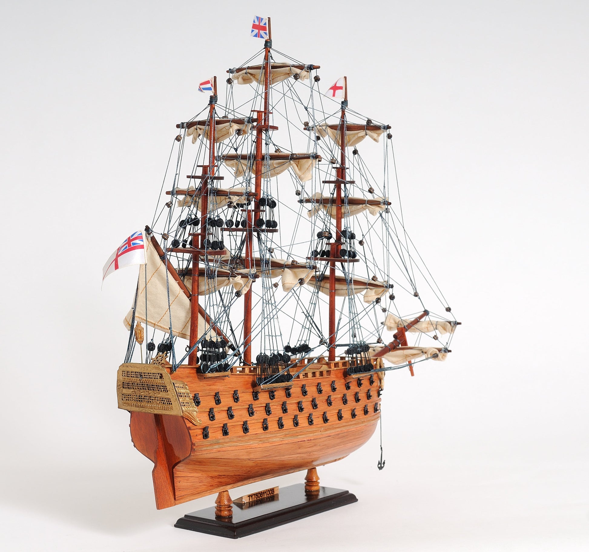 Aldo Hobbies & Creative Arts> Collectibles> Scale Model new / Wood / L: 19.5 W: 7 H: 18 Inches HMS Victory Small Tallship Wood Model Sailboat Assembled