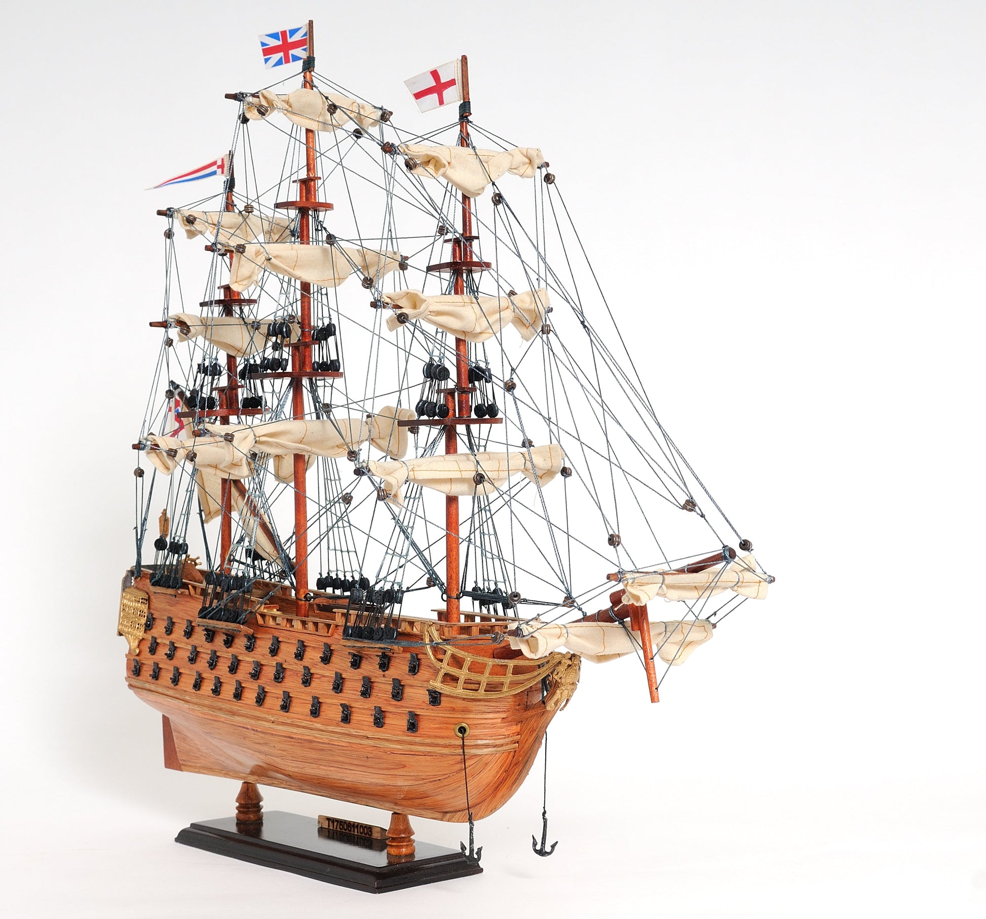 Aldo Hobbies & Creative Arts> Collectibles> Scale Model new / Wood / L: 19.5 W: 7 H: 18 Inches HMS Victory Small Tallship Wood Model Sailboat Assembled