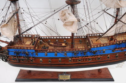Aldo Hobbies & Creative Arts> Collectibles> Scale Model new / Wood / L: 37.5 W: 11.5 H: 33 Inches Peter the Great Flagship Tallship Providence of God Goto Predestination Excusive Edition Large Wood Model Sailboat Assembled
