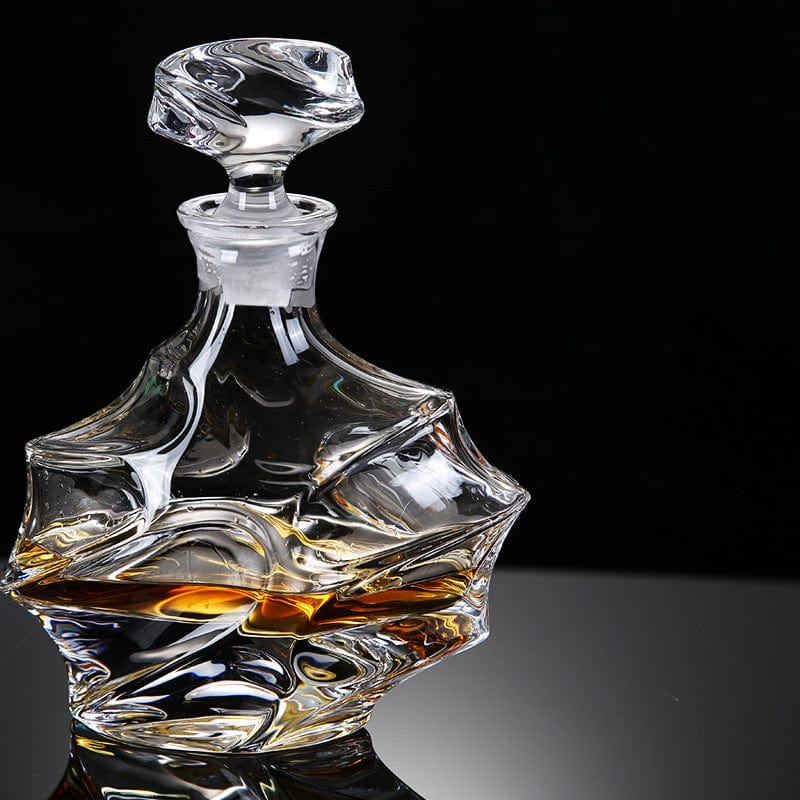 ALDO Home & Kitchen>Cups, Mugs, & Saucers New / Led Free Glass / 11.8 x 24.5 cm / 4.64 x 9.64 inches Unique Twist Design Crystal Glass Led Free 810 ml Decanter For Liquor Wine Whisky Vodka