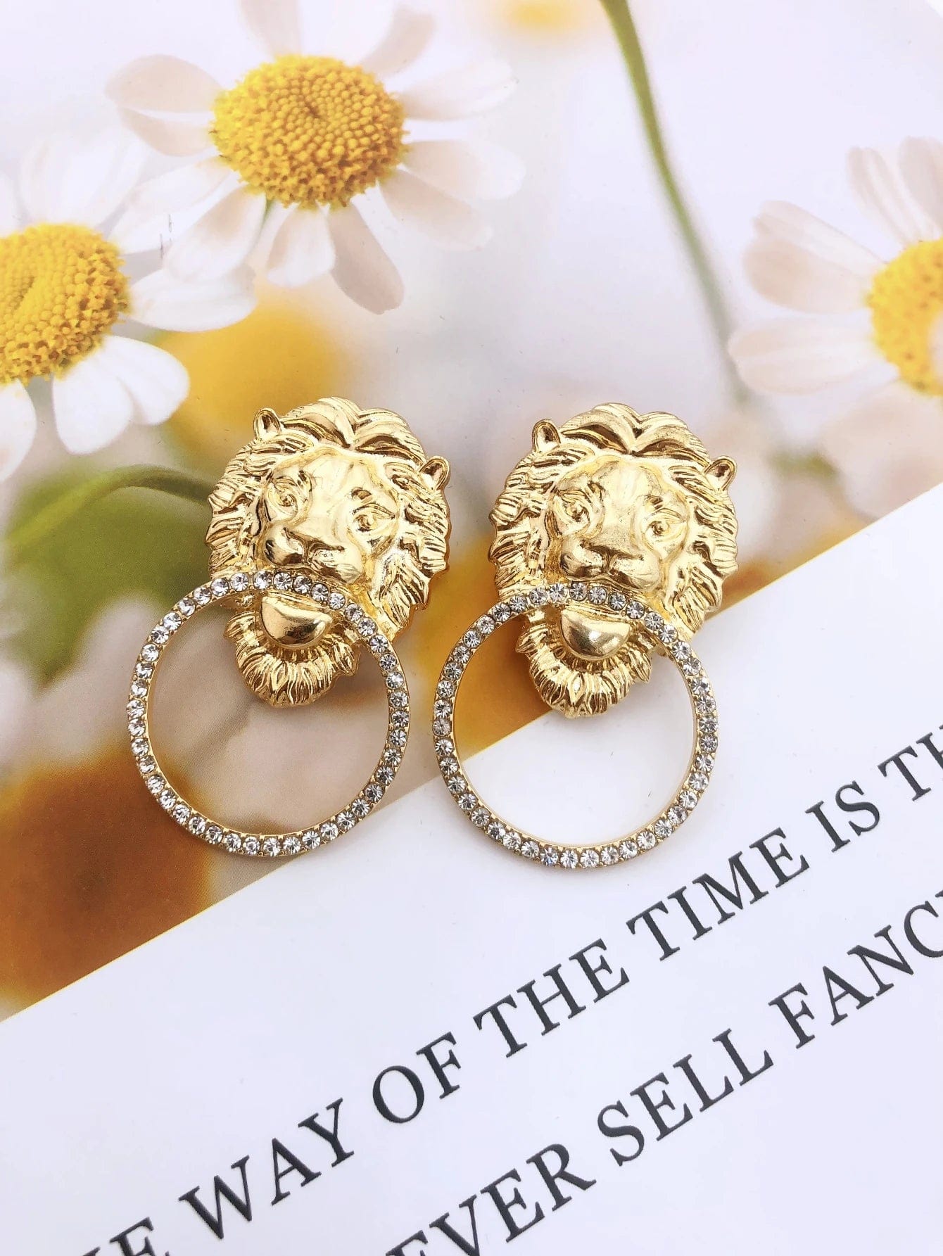 ALDO Jewelry Unique  Stylish Lion Head Round Hoop Stud Earrings with Rhinestones