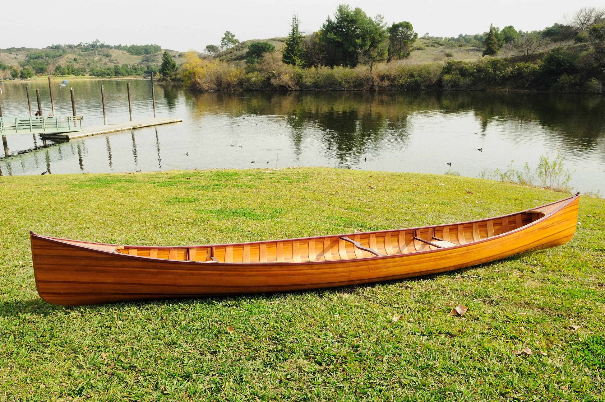 ALDO Kayaking, Canoeing & Rafting>Canoes L: 216 W: 35.5 H: 27 Inches / NEW / wood Real High Quality Canadian Cedar Canoe  With Ribs18 feet
