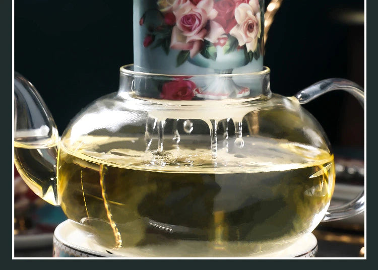 ALDO ‎> Kitchen & Dining > Tableware > Dinnerware British Style Coffee and Tea Luxury Porcelain 24 karat Gold Plated Set