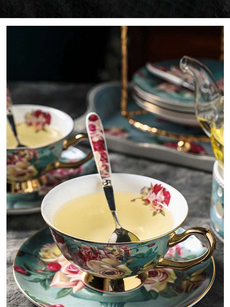 ALDO ‎> Kitchen & Dining > Tableware > Dinnerware British Style Coffee and Tea Luxury Porcelain 24 karat Gold Plated Set
