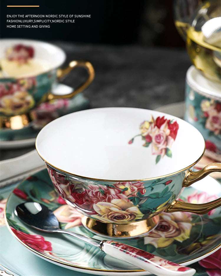 ALDO ‎> Kitchen & Dining > Tableware > Dinnerware British Style Coffee and Tea Luxury Porcelain 24 karat Gold Plated Set