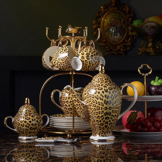 ALDO ‎> Kitchen & Dining > Tableware > Dinnerware Leopard Style Luxury Coffee and Tea Porcelain 24 Karat Gold Plated Sets For Six