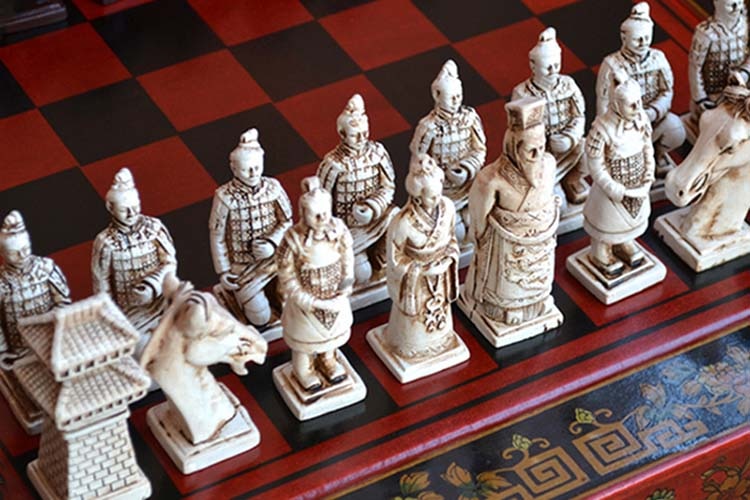 ALDO Party & Celebration > Party Supplies > Party Games Collectible Chinese Terracotta Warriors Retro Chess Pieces with Wooden Chess Board