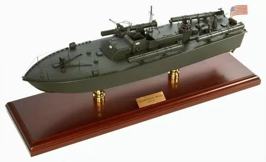 Daron Creative Arts Collectibles Scale Model Patrol Torpedo Boat PT-109 Commanded by LT John F. Kennedy Ship Model Assembled